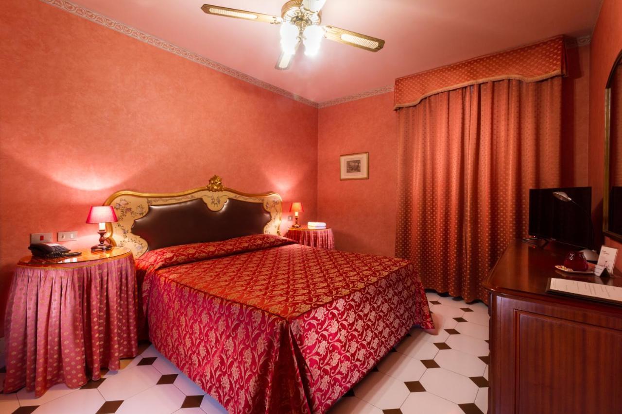 Park Hotel Villa Salzea Trofarello Екстер'єр фото