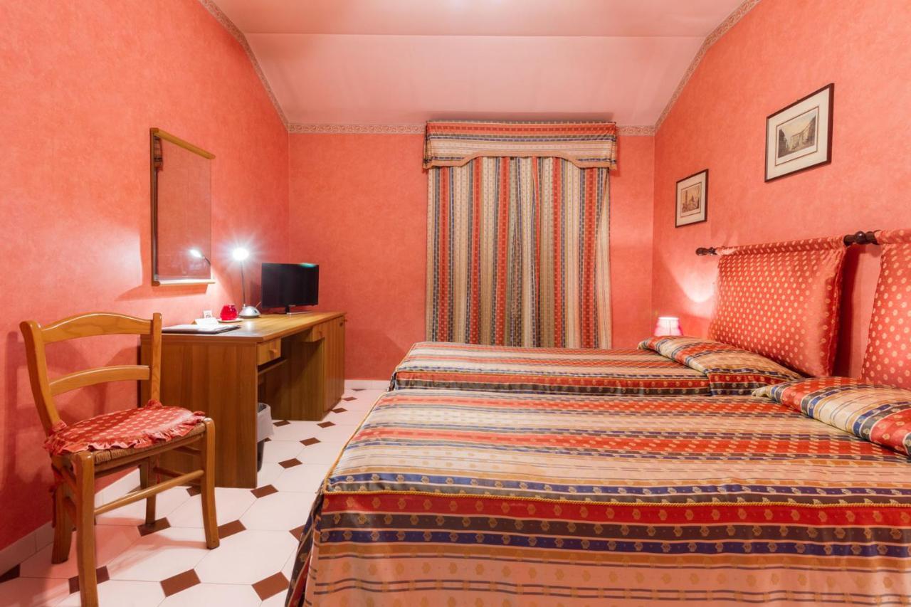Park Hotel Villa Salzea Trofarello Екстер'єр фото